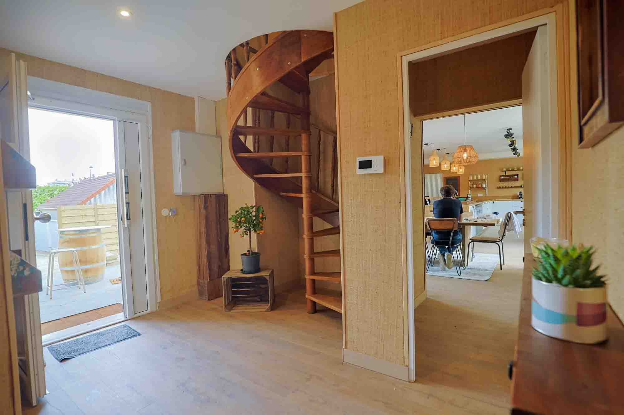 Interface de Casino Night En Ligne montrant des jeux et bonus